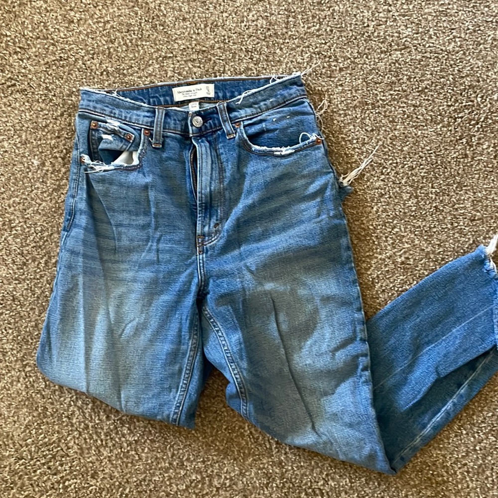 Abercrombie Curve Love Ankle Straight Jeans
